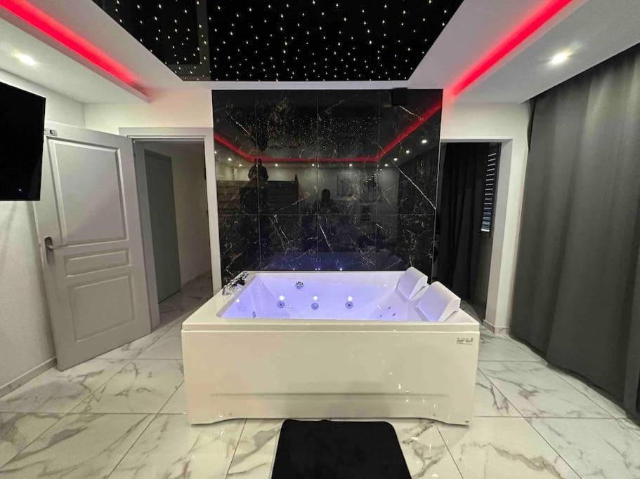 Cozy Rental Spa Schiltigheim Eksteriør bilde